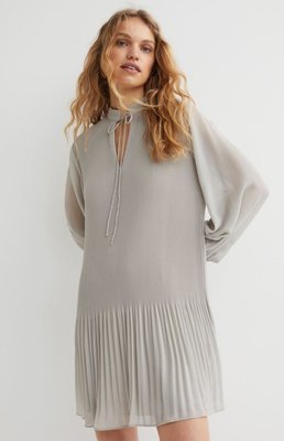 Жіноча сукня плісе H&M (10201) XS Сірий 10201 фото