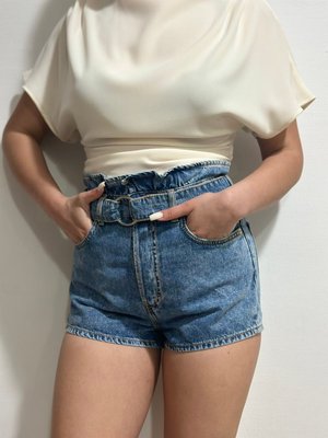 Жіночі джинсові шорти з поясом Н&М (56897) W34 Сині 56964 фото