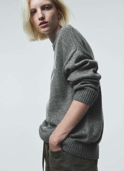 Жіночий жакардовий светр з принтом Н&М (56457) XS Сірий 56457 фото