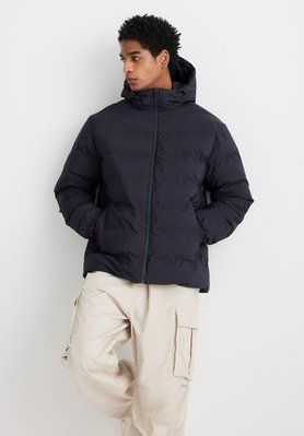 Чоловіча вітрозахисна куртка Regular Fit H&M (58575) S Темно-синя  58575 фото