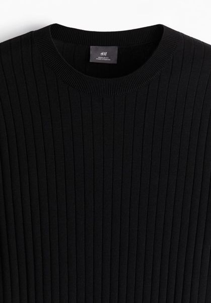 Мужская трикотажная футболка в рубчик Regular Fit H&M (57378) L Черная 57378_l фото