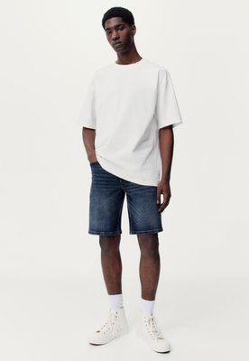 Чоловічі джинсові шорти Regular fit H&M (57211) W34 Темно-сині 57211 фото