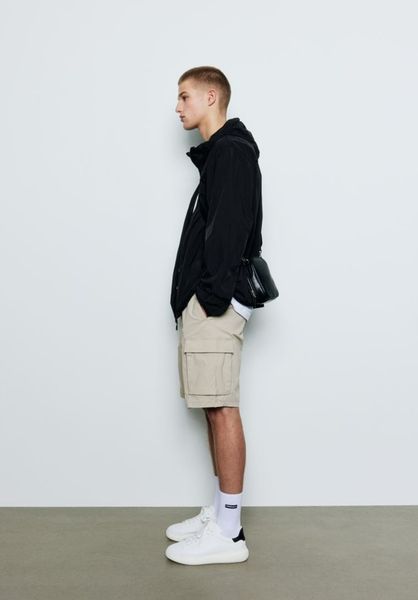 Чоловічі нейлонові шорти карго Regular Fit H&M (57212) L Бежеві 57212_ фото