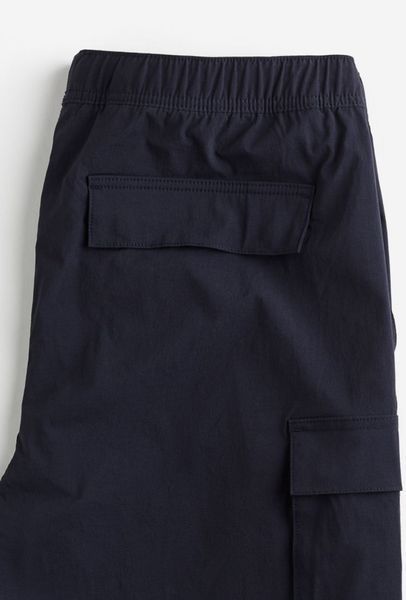 Чоловічі нейлонові шорти карго Regular Fit H&M (57913) L Темно-сині 57213_l фото