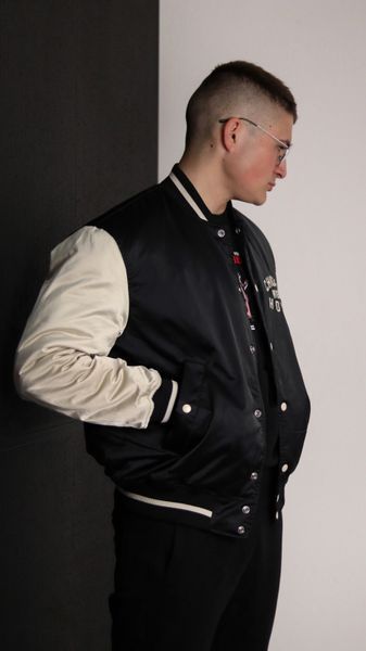 Чоловічий бомбер Oversized Fit H&M (55559) M Чорний 55559 фото